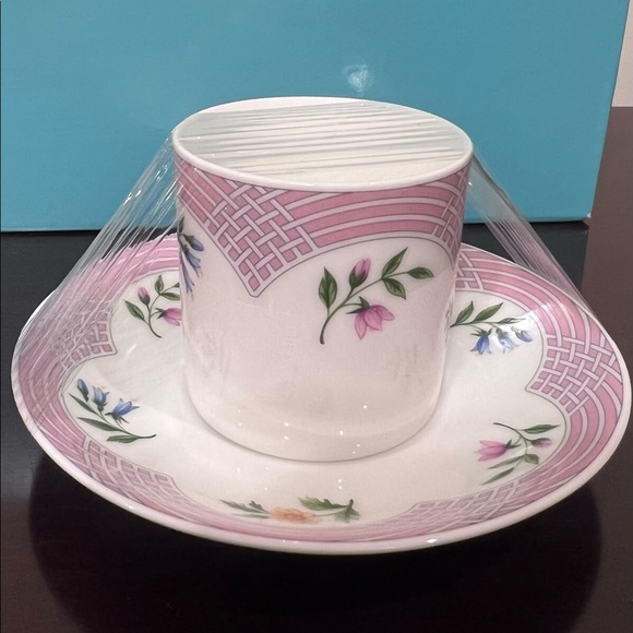 💕Tiffany & Co. Bouquet Cappuccino Set 💕 - Picture 3 of 9